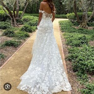 Monique Lhuillier Celestina Dress with detachable sleeves